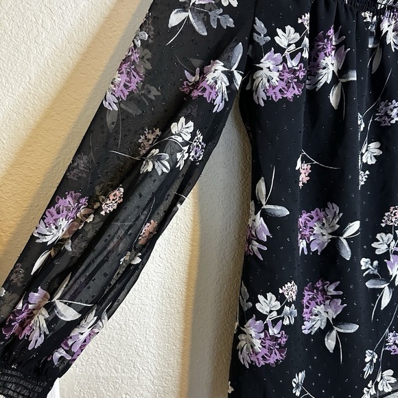 White House Black Market Women's Medium One Shoulder Top Balloon Sleeve Floral - Picture 5 of 5